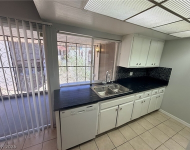1405 Vegas Valley Drive - Photo Thumbnail 9