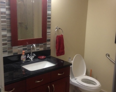 4575 Dean Martin Drive - Photo Thumbnail 16