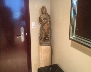 4575 Dean Martin Drive - Photo Thumbnail 4