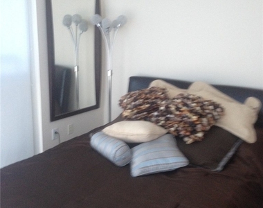 4575 Dean Martin Drive - Photo Thumbnail 24
