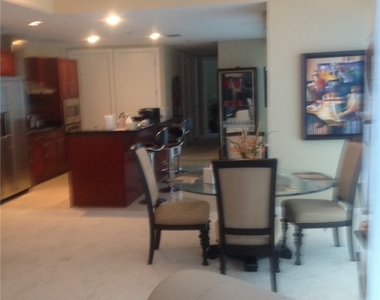 4575 Dean Martin Drive - Photo Thumbnail 8