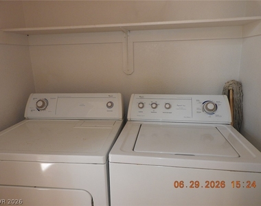 742 Endicott Court - Photo Thumbnail 16