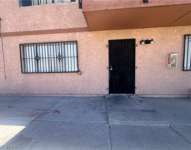 4707 Cessna Avenue - Photo Thumbnail 1