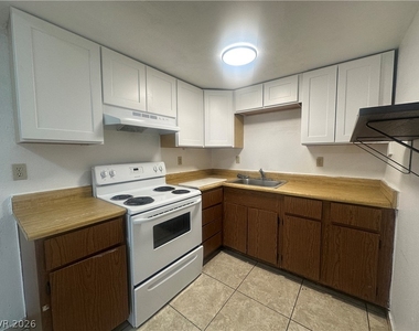 4707 Cessna Avenue - Photo Thumbnail 5
