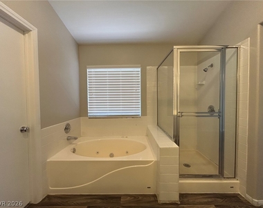 2543 New Morning Avenue - Photo Thumbnail 11