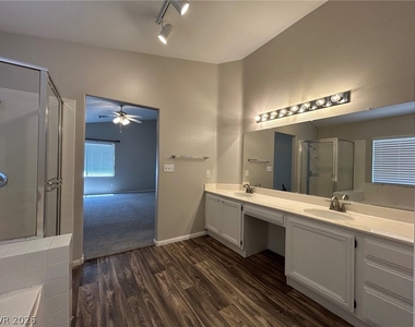 2543 New Morning Avenue - Photo Thumbnail 14