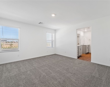1111 Saffron Toucan Lane - Photo Thumbnail 9