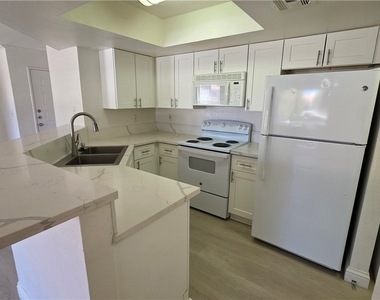 8600 Charleston Boulevard - Photo Thumbnail 6