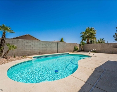 3230 Orange Sun Street - Photo Thumbnail 21
