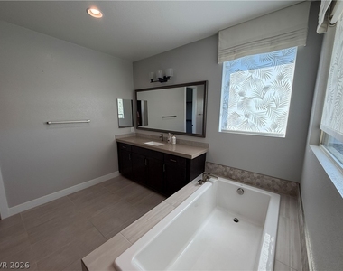 7 Rancho Maria Street - Photo Thumbnail 11