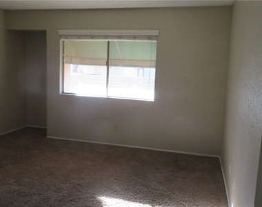 6750 Del Rey Avenue - Photo Thumbnail 19