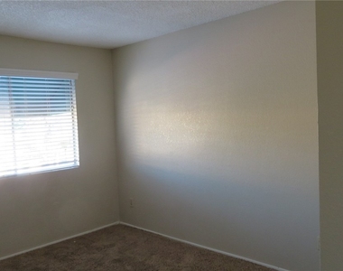 6750 Del Rey Avenue - Photo Thumbnail 16