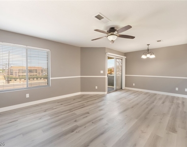 5689 E Lake Mead Boulevard - Photo Thumbnail 2