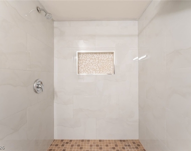 5689 E Lake Mead Boulevard - Photo Thumbnail 11