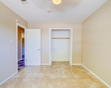 3990 Syracuse Drive - Photo Thumbnail 42