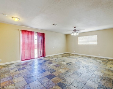 3990 Syracuse Drive - Photo Thumbnail 11