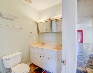 3990 Syracuse Drive - Photo Thumbnail 37
