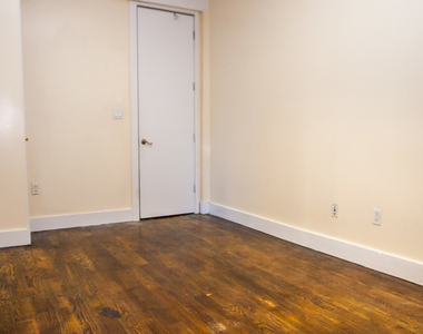 11A Menahan St  - Photo Thumbnail 1