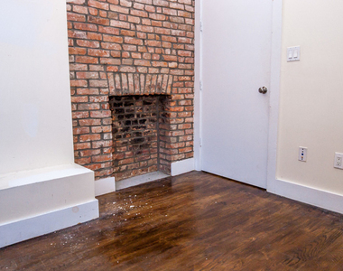 11A Menahan St  - Photo Thumbnail 6
