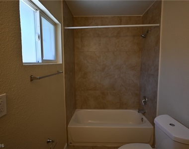 320 N 16th Street - Photo Thumbnail 17