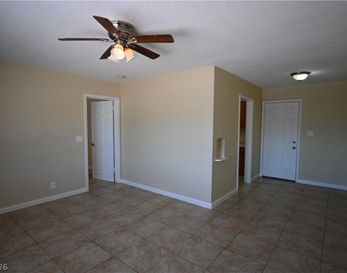 320 N 16th Street - Photo Thumbnail 5
