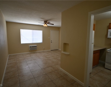 320 N 16th Street - Photo Thumbnail 8
