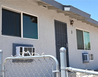 320 N 16th Street - Photo Thumbnail 2