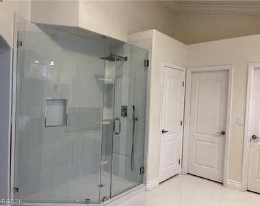 8800 Bonta Court - Photo Thumbnail 38