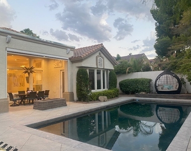 8800 Bonta Court - Photo Thumbnail 35
