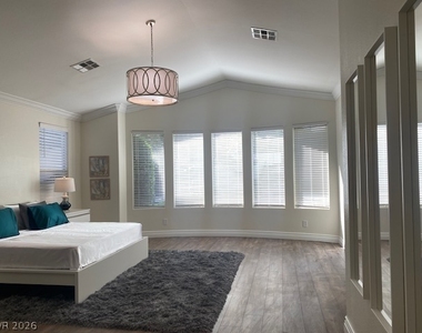 8800 Bonta Court - Photo Thumbnail 49