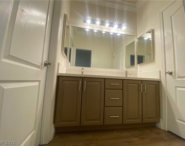 8800 Bonta Court - Photo Thumbnail 28