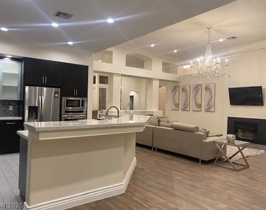 8800 Bonta Court - Photo Thumbnail 5