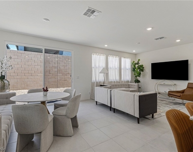 10034 Sir Atlas Court - Photo Thumbnail 6