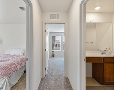 10034 Sir Atlas Court - Photo Thumbnail 22