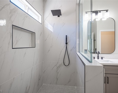 11225 Vintners Lane - Photo Thumbnail 44