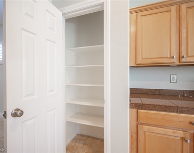 11225 Vintners Lane - Photo Thumbnail 22