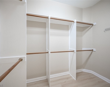 11225 Vintners Lane - Photo Thumbnail 45
