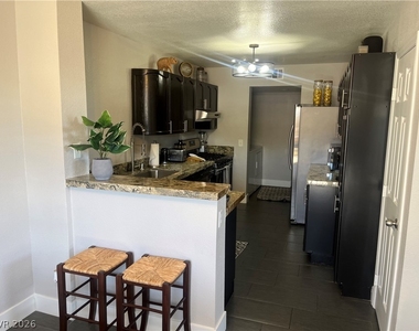 8476 Sewards Bluff Avenue - Photo Thumbnail 4