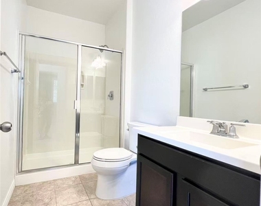 6625 Autumn Breeze Street - Photo Thumbnail 8