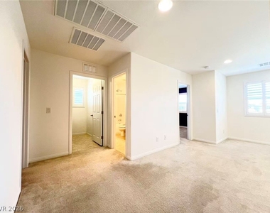 6625 Autumn Breeze Street - Photo Thumbnail 13