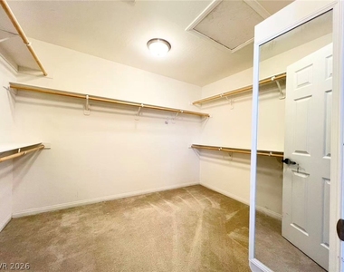 6625 Autumn Breeze Street - Photo Thumbnail 24