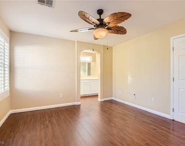 9379 Malaya Garnet Court - Photo Thumbnail 15