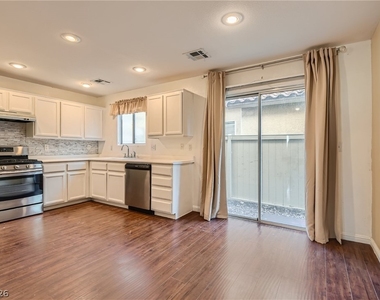 9379 Malaya Garnet Court - Photo Thumbnail 12