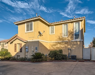 9379 Malaya Garnet Court - Photo Thumbnail 27