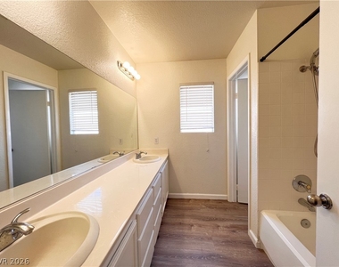 9524 Rancho Palmas Drive - Photo Thumbnail 10
