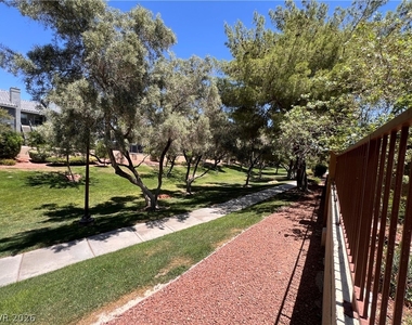 9524 Rancho Palmas Drive - Photo Thumbnail 16