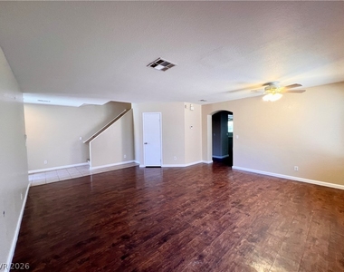 9524 Rancho Palmas Drive - Photo Thumbnail 2