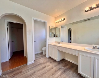 9524 Rancho Palmas Drive - Photo Thumbnail 8