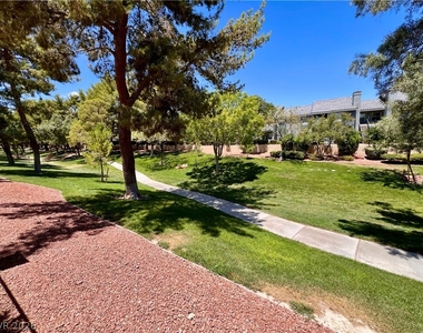 9524 Rancho Palmas Drive - Photo Thumbnail 15