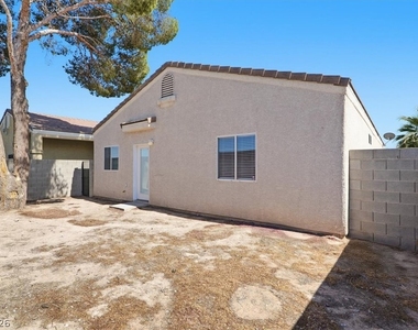 1708 Dwayne Stedman Avenue - Photo Thumbnail 10